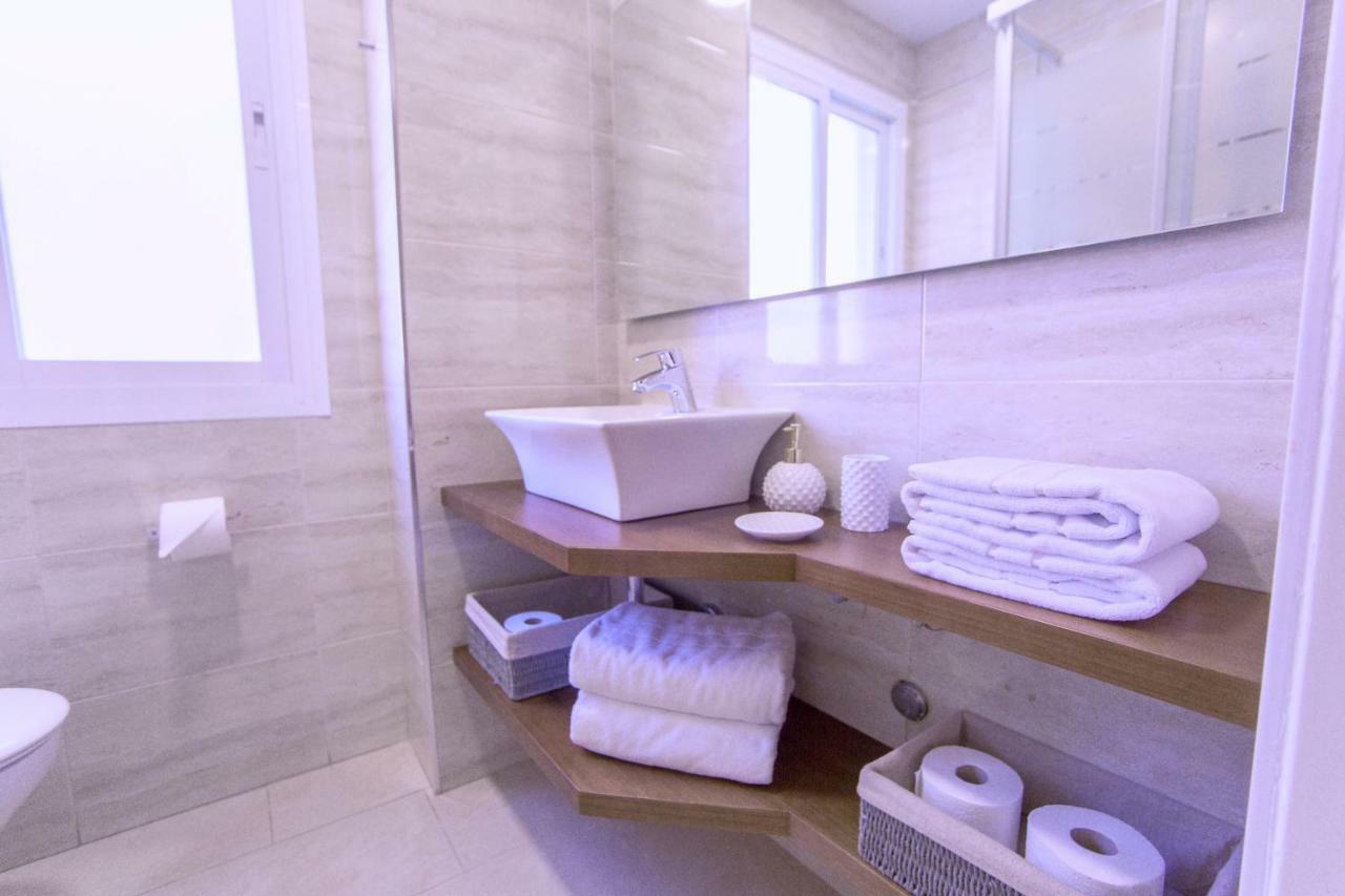 Apartamento Malaga Beach Εξωτερικό φωτογραφία