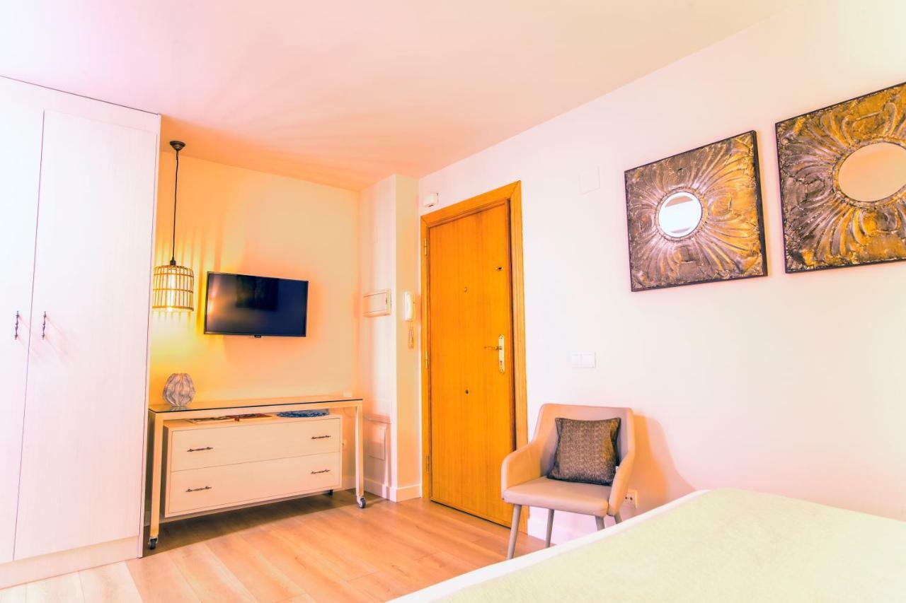 Apartamento Malaga Beach Εξωτερικό φωτογραφία