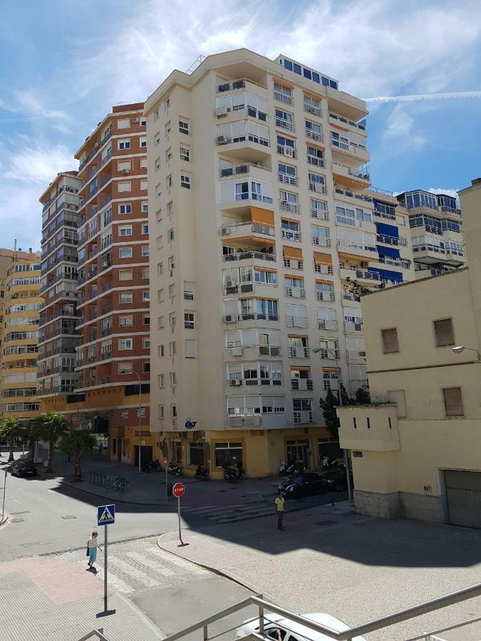 Apartamento Malaga Beach Εξωτερικό φωτογραφία