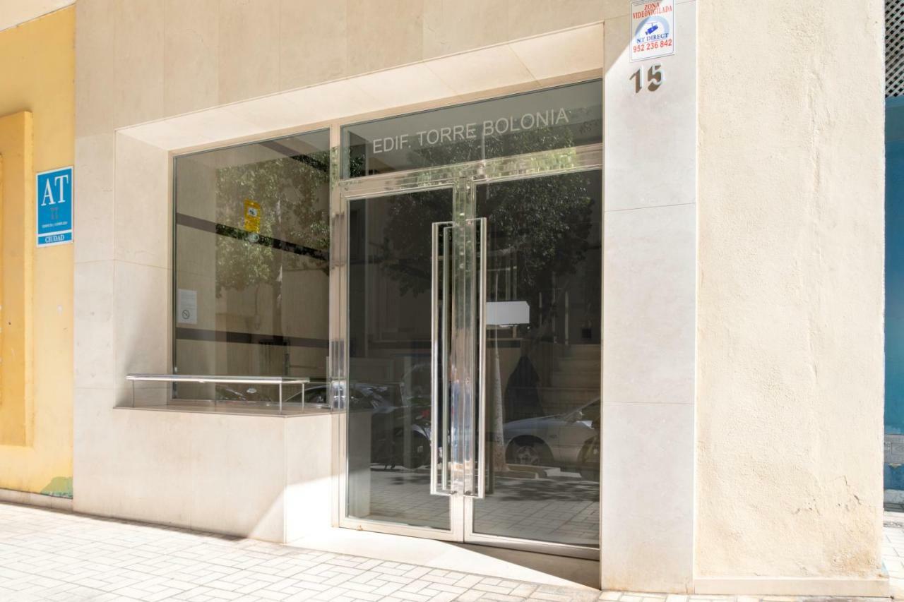 Apartamento Malaga Beach Εξωτερικό φωτογραφία